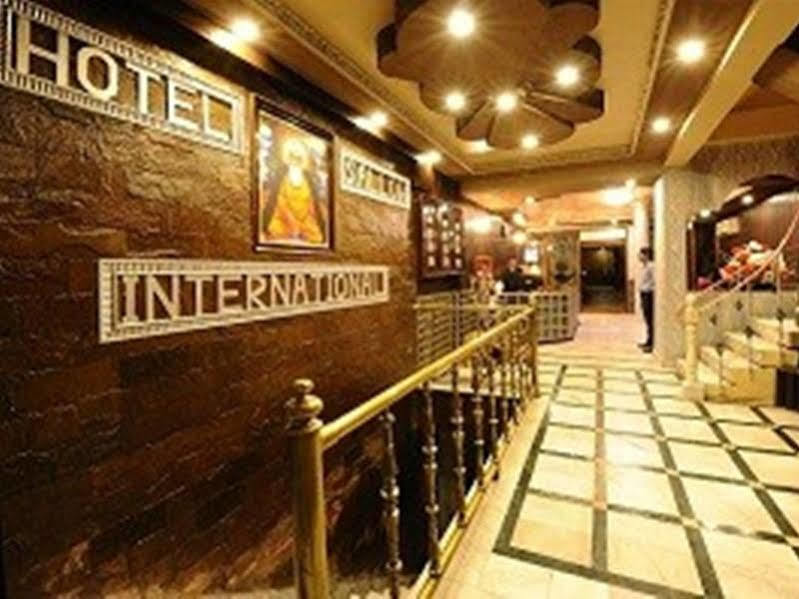 Hotel Sallow International By Sonachi Amritsar Esterno foto